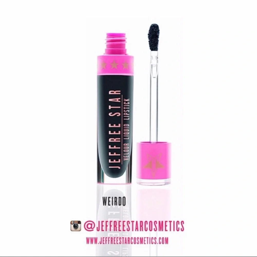 Jeffree Star | ‘Weirdo’ Velour Liquid Lipstick | NiB matte black HtF